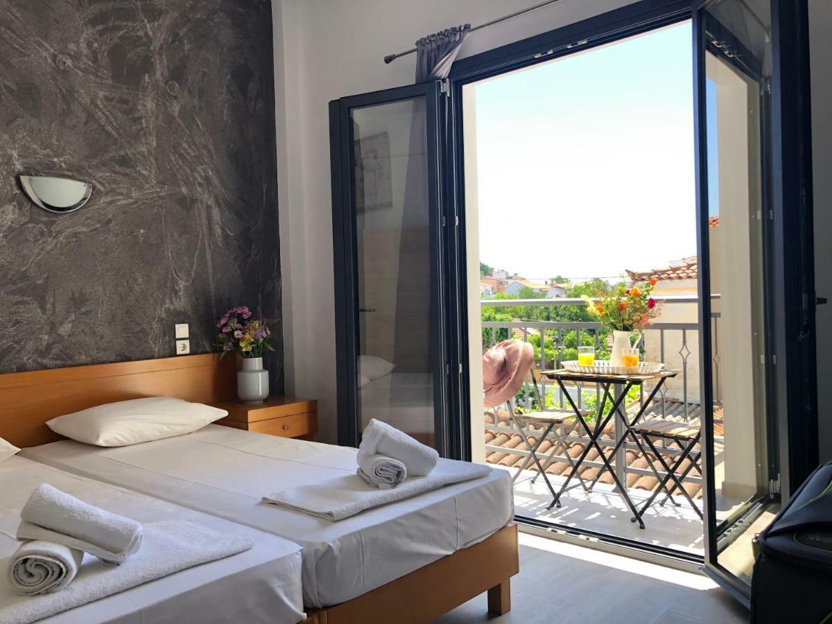 Central Guest House Skiathos Εξωτερικό φωτογραφία